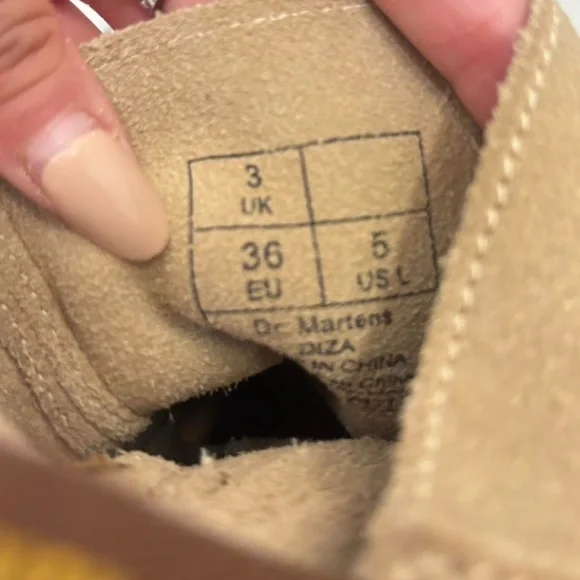 NWOTs Dr. Martens Wedge Boot Size 5 - Picture 5 of 5